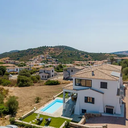 Βίλα Thia Budoni