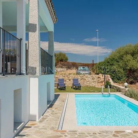 Thia Villa Budoni
